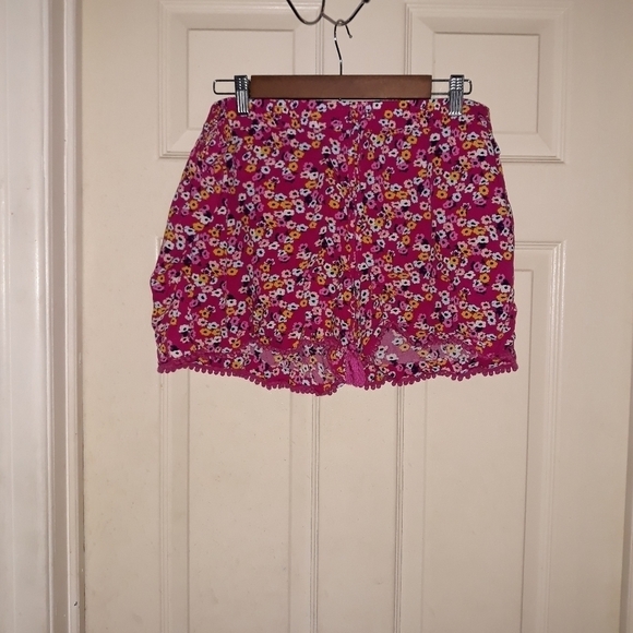 A.n.a  floral shorts size XL 5/$25 - Picture 1 of 3